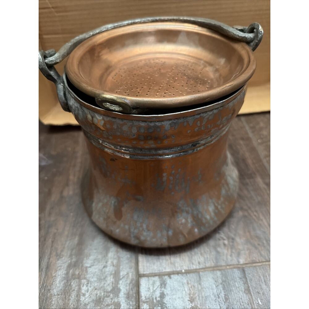 Antique Turkish Copper Bucket – Hand-Hammered – Vintage Metal Decor‎